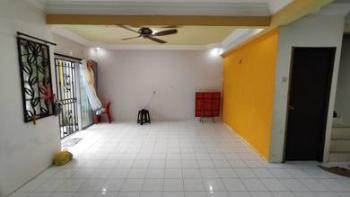 Rumah di Taman Putri, Kulai, foto 2