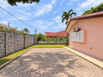 Bungalow at Jalan SS1, Kampung Tunku, Petaling Jaya, photo 7