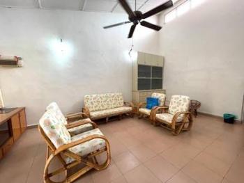 Taman Sri Tebrau, Johor Bahru的房屋，照片1
