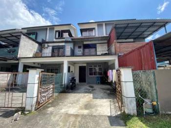 House at Jalan Tiong, Pasir Gudang, photo 1