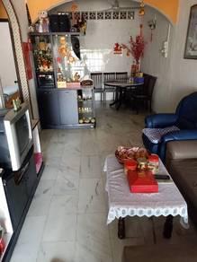Living & dining – House at Taman Zamrud, Ulu Tiram, photo 1