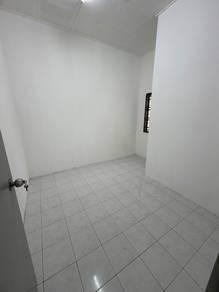 House at No 8141 Jalan Merak 11, Kulai, photo 3