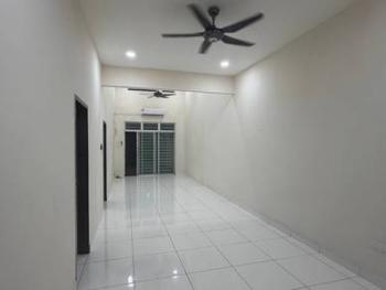 Rumah di Jalan Bangau, Kulai, foto 2