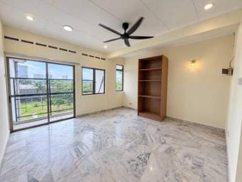 Ruang tamu & makan – Rumah Bandar di Subang Perdana Goodyear Court 6, USJ, foto 2