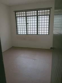 Bilik tidur – Pangsapuri di Jalan Nibong 28, Tebrau, foto 2