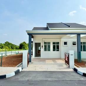 House at Bandar Permata Lunas, Lunas, photo 1