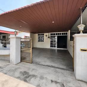 House at Taman Mahsuri, Padang Serai, photo 2