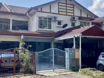 Rumah Bandar di Putra Villa, Kajang, foto 1