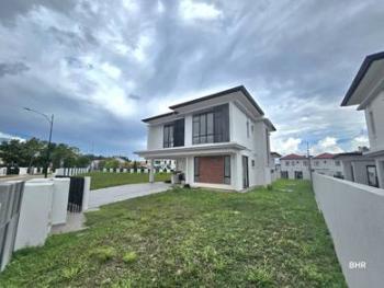 Bungalow at Alam Sari, Bangi, photo 2