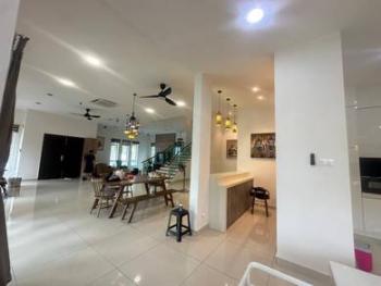 Bungalow at Taman Kluang Indah, Kluang, photo 7