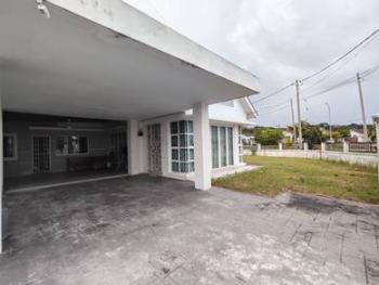 House at Puncak Iskandar, Seri Iskandar, photo 6