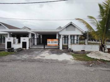 House at Puncak Iskandar, Seri Iskandar, photo 2
