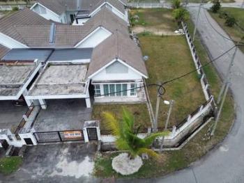 House at Puncak Iskandar, Seri Iskandar, photo 3