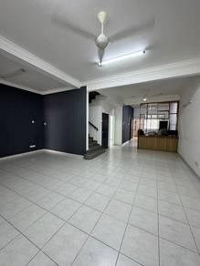 Ruang tamu & makan – Rumah di Jalan Redang, Tebrau, foto 4