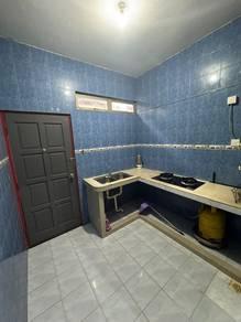 Rumah di Jalan Permas 15, Permas Jaya, foto 6