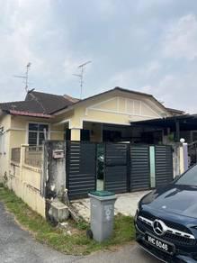 Rumah di Jalan Setia 6, Taman Setia Indah, Setia Indah, foto 1