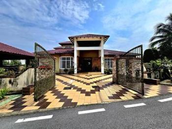 Bungalow at Jalan Pekaka Seksyen 8, Kota Damansara, photo 9