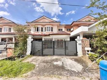 House at Taman Alam Jaya, Puncak Alam, photo 2