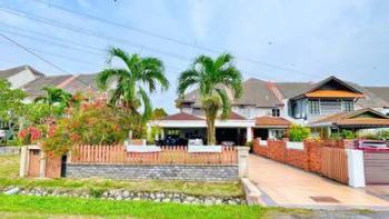 House at Bangi Golf Resort, Bangi, photo 1