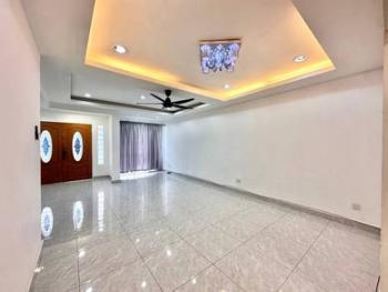 House at Taman Alam Jaya, Puncak Alam, photo 1