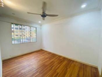 Apartmen di Vista Pinggiran, Seri Kembangan, foto 8