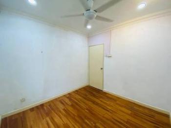 Apartmen di Vista Pinggiran, Seri Kembangan, foto 6