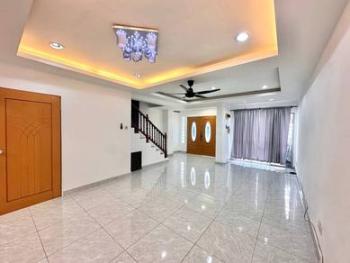 House at Taman Alam Jaya, Puncak Alam, photo 4