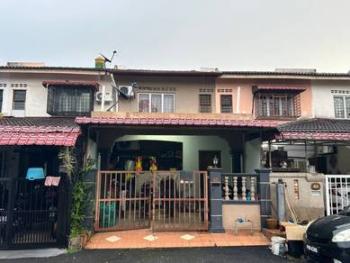 House at SEKSYEN 4, BANDAR RINCHING, Semenyih, photo 1