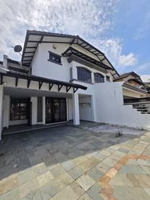Exterior – House at Jalan Molek, Johor Bahru, photo 1