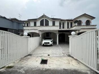 Luaran – Rumah di Jalan Saga, Johor Bahru, foto 1
