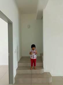 Jalan Perjiranan 8, Johor Bahru的房屋，照片5