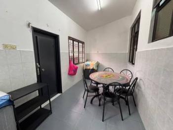 Ruang tamu & makan – Rumah di Jalan Saga, Johor Bahru, foto 2