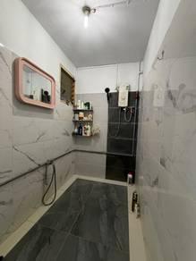 Bathroom – House at Jalan Belumut, Johor Bahru, photo 9