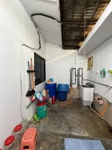 Balcony – House at Jalan Belumut, Johor Bahru, photo 6