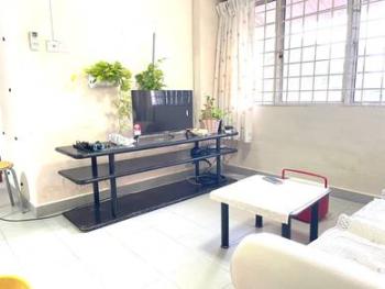 Ruang tamu & makan – Bilik di Taman Megah SS24, Petaling Jaya, foto 4