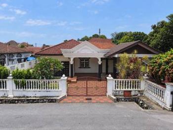 Bungalow at Taman Desa Sinaran, Sepang, photo 1