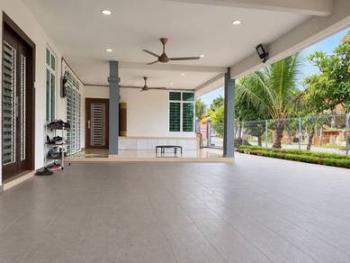 Bungalow at Desa Pinggiran Putra, Kajang, photo 3
