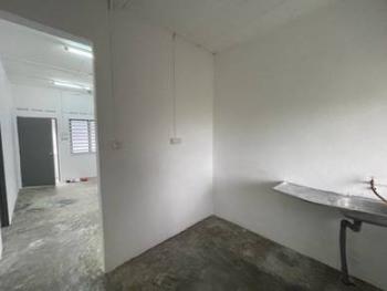 Taman Sri Kluang, Kluang的平层住宅，照片9