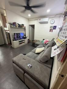 Flat at Taman Larkin Jaya, Johor Bahru, photo 2