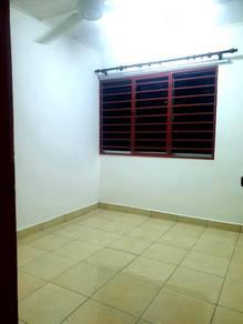 Rumah di Taman Serdang Raya, Seri Kembangan, foto 8