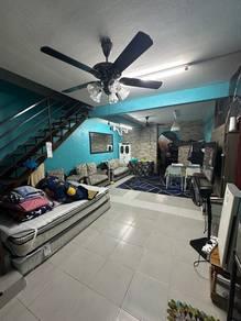 Rumah di Jalan Jati x, Kulai, foto 4