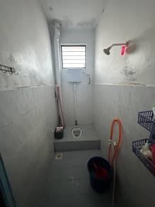 Rumah di Jalan Jati x, Kulai, foto 6