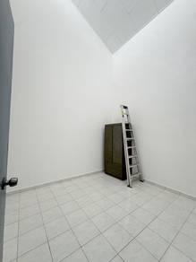 Rumah di Taman Flora Heights Jalan Santalia, Pasir Gudang, foto 5