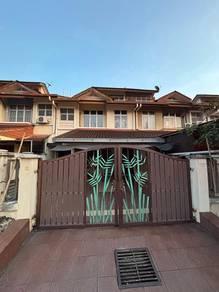 House at Bandar Seri Putra, Bangi, photo 1