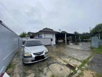 Jalan Nusa Perintis, Gelang Patah的平房，照片1