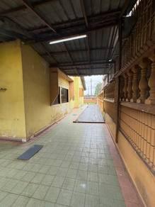 Exterior – House at Jalan Teratai, Johor Bahru, photo 2