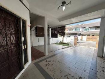 Exterior – House at Taman TAR, Ampang, photo 1