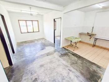 Apartmen di Jalan Utarid Seksyen U5, Shah Alam, foto 6