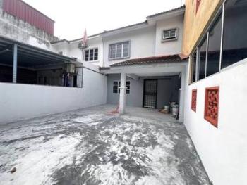 Rumah di Jalan Kesumba, Bukit Beruntung, foto 2