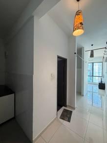 Condominium at Persiaran Perbandaran, Seksyen 14, Shah Alam, photo 3